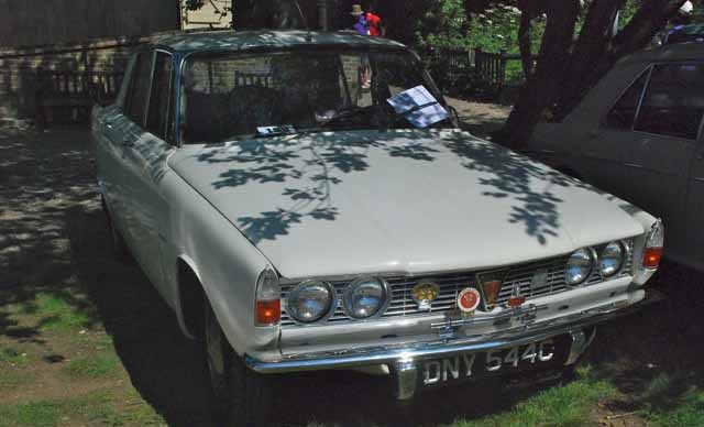 Rover 2000 saloon